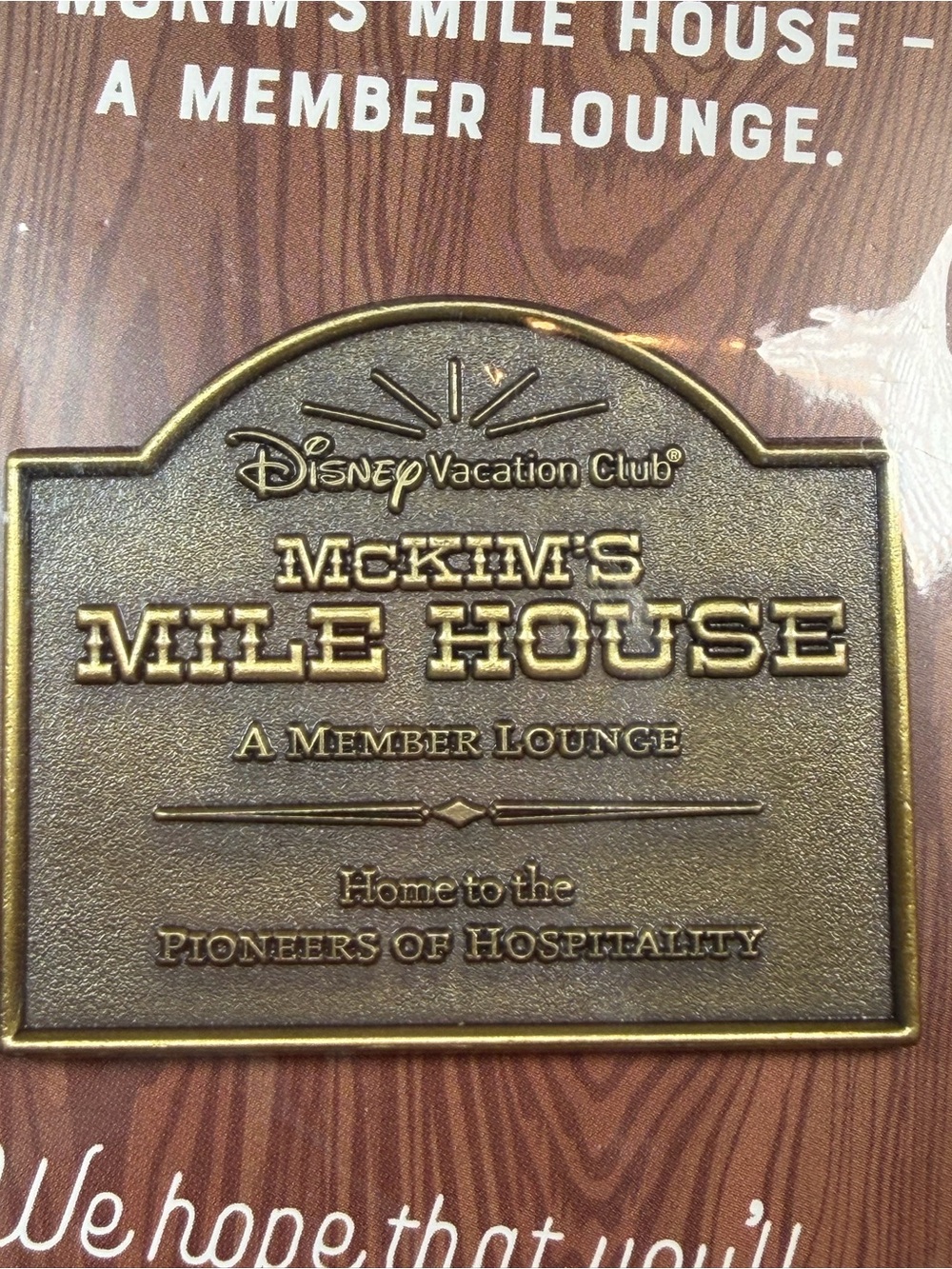 Disney Vacation Club McKim’s Mile House Member Lounge Collectible Pin